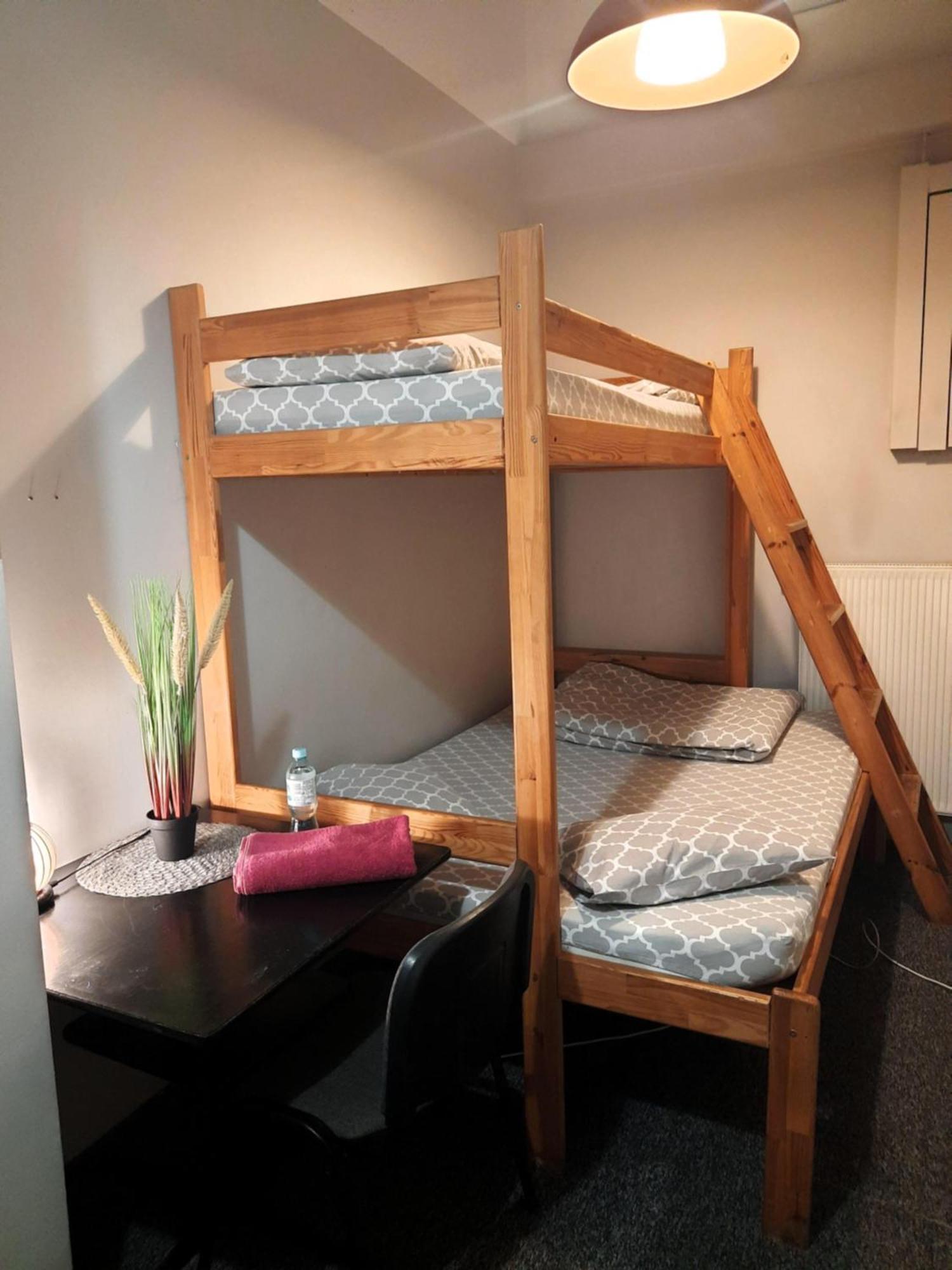 לודז' Go Hostel Rewolucji מראה חיצוני תמונה
