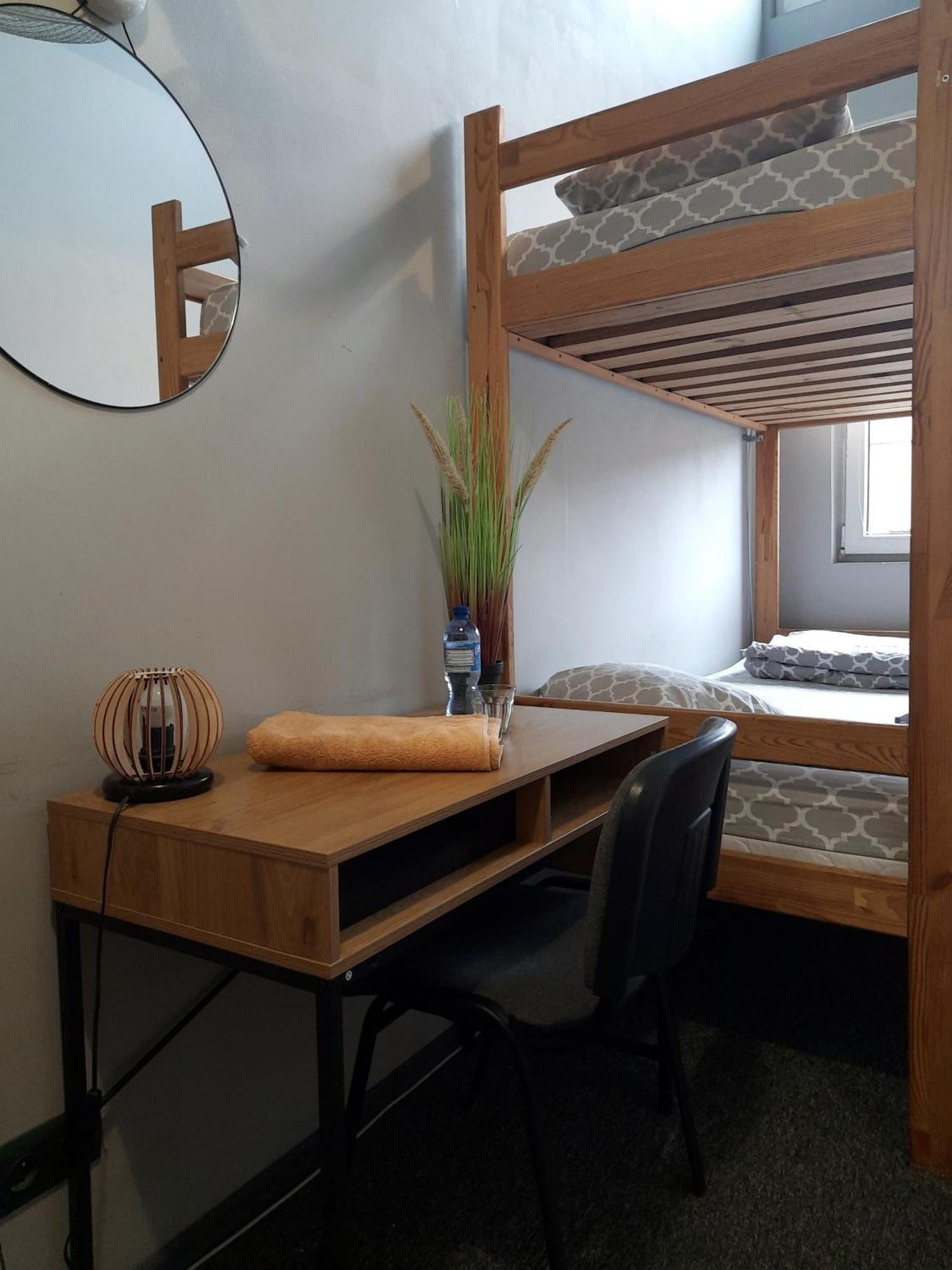 לודז' Go Hostel Rewolucji מראה חיצוני תמונה