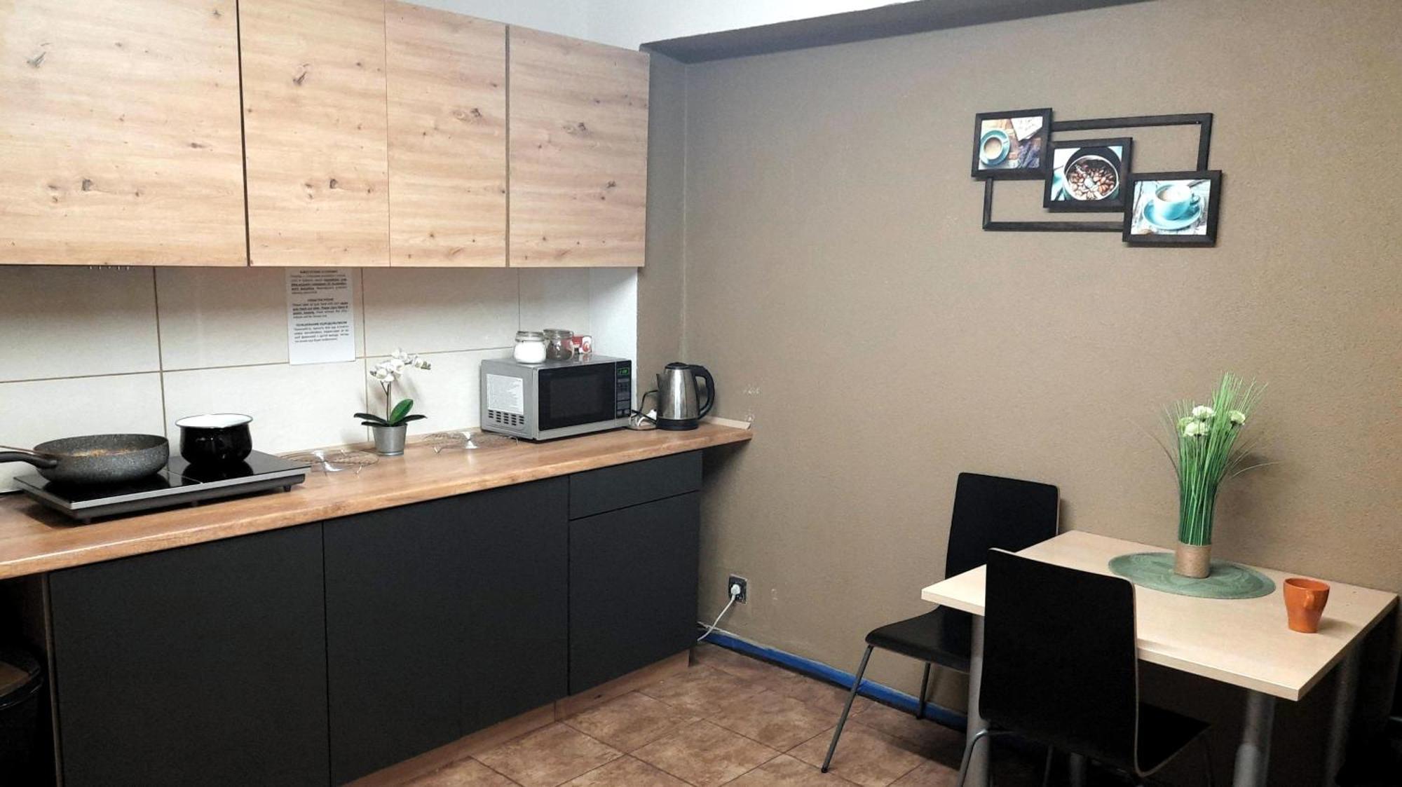 לודז' Go Hostel Rewolucji מראה חיצוני תמונה